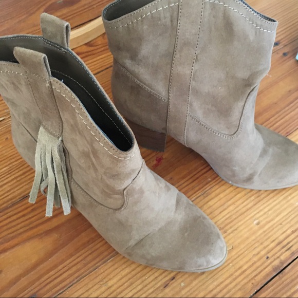 Nine West Suede Fringe Booties - Picture 3 of 7